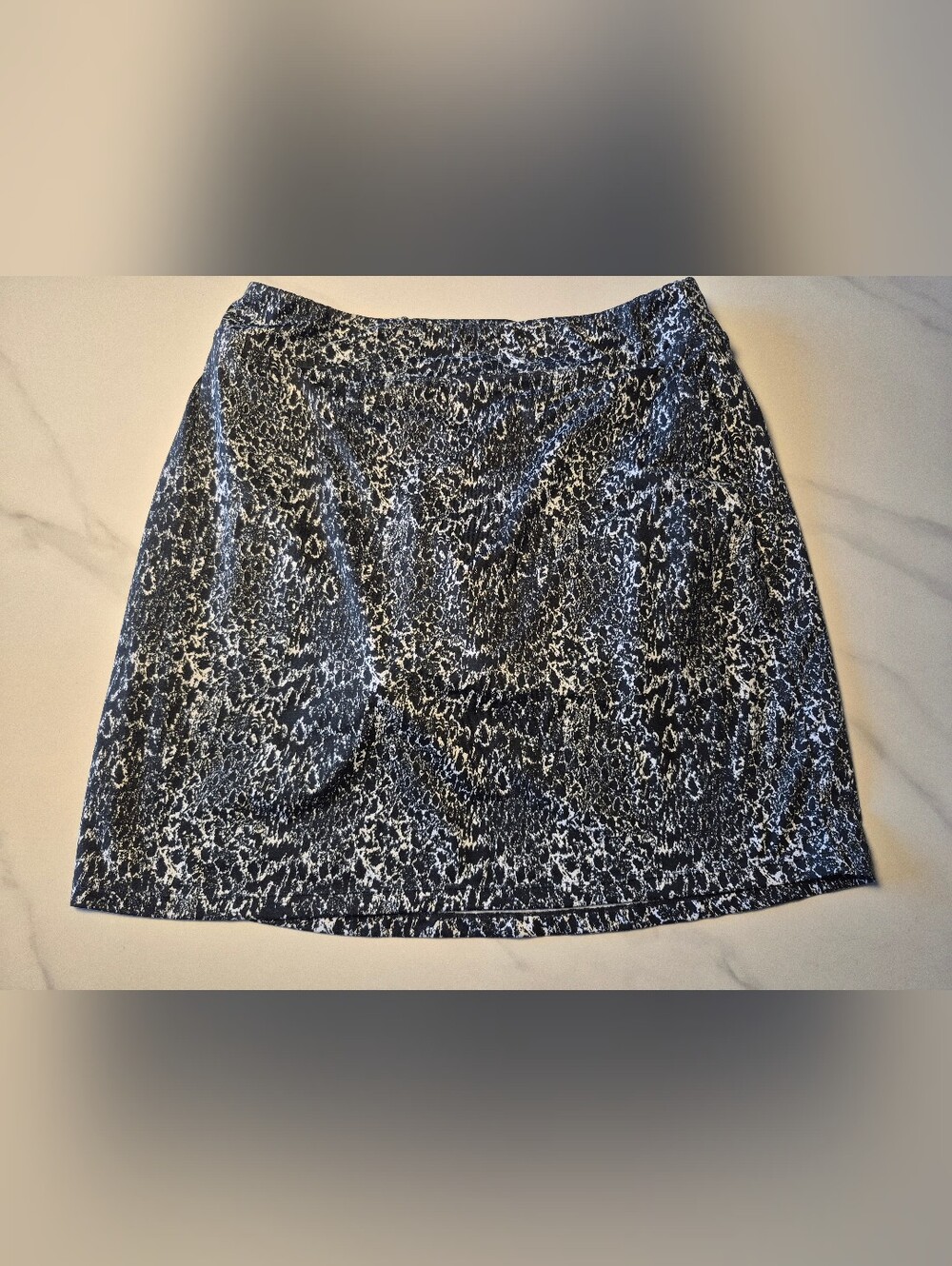 Black and White Abstract Print Skirt